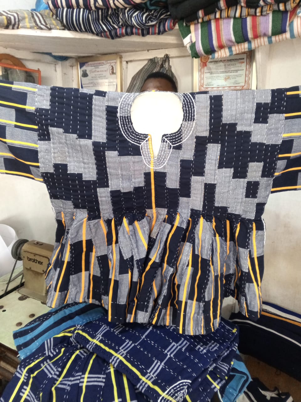 Handwoven Northern Ghanaian Smock (Fugu) - Image 3